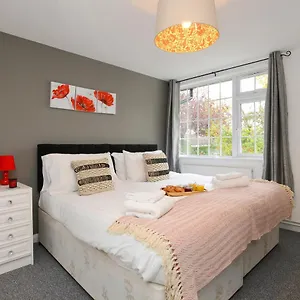 De Luxe Short Stays-middleton Apartment
