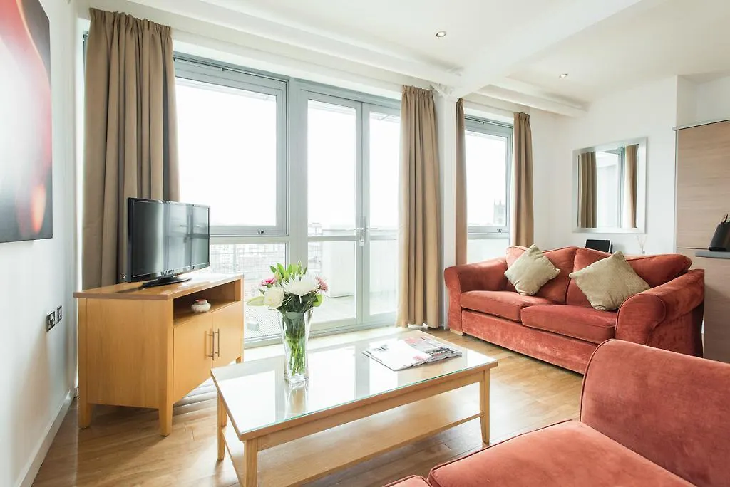 Premier Suites Nottingham Aparthotel