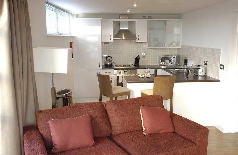 Premier Suites Nottingham Aparthotel