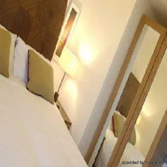 Premier Suites Nottingham