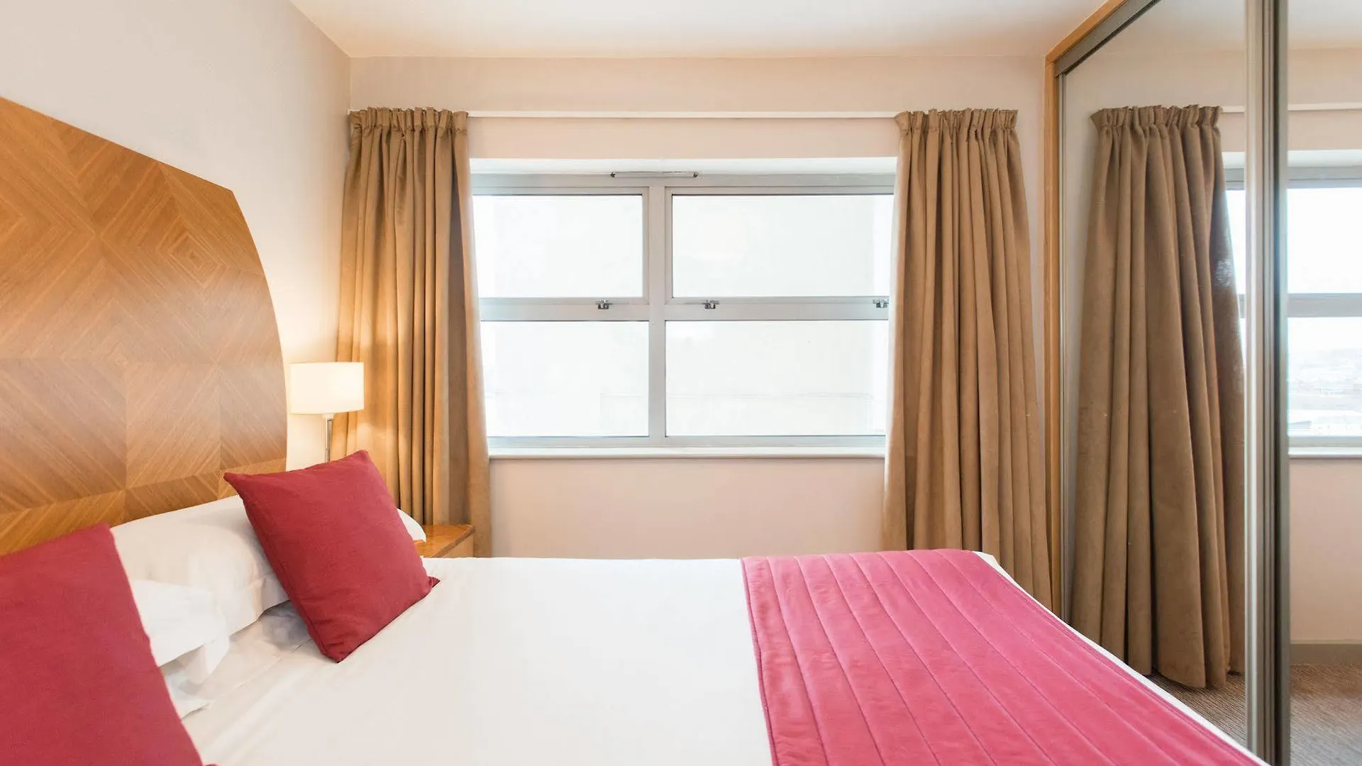 Premier Suites Nottingham Aparthotel